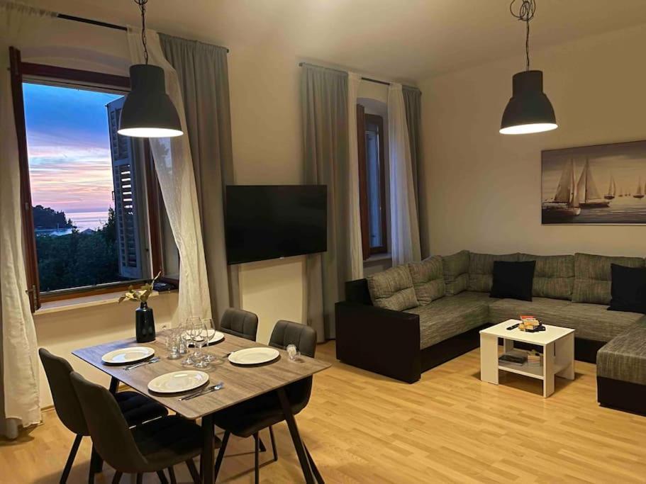 Ferienwohnung Elena Rovinj Exterior foto
